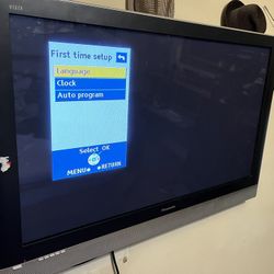 Tested and works Panasonic plasma TV 42 inch