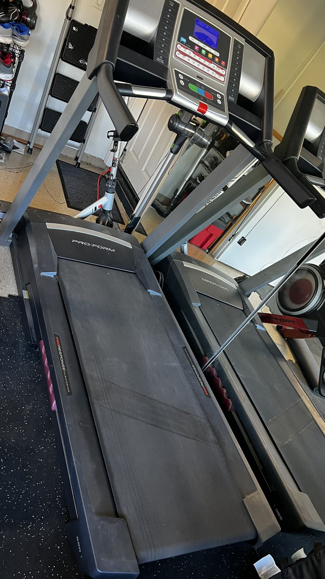 Pro Form 590T Foldable Treadmill for Sale in Rancho Cucamonga, CA