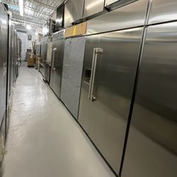 🔥 Monogram 42” Built-In Refrigerator – Like New 🔥