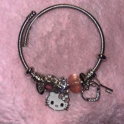 Hello Kitty Charm Bracelet 