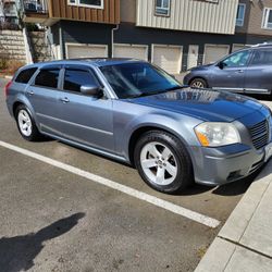 Clean Dodge Magnum
