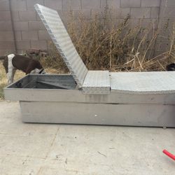 Aluminum Diamond Plate Toolbox For Midsize 