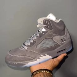 Wolf Grey Jordan 5s 