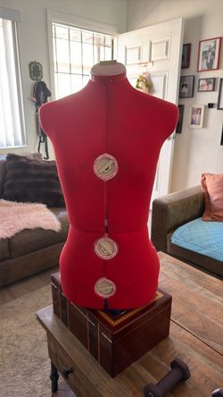 Adjustable Dress Form Sewing Mannequin