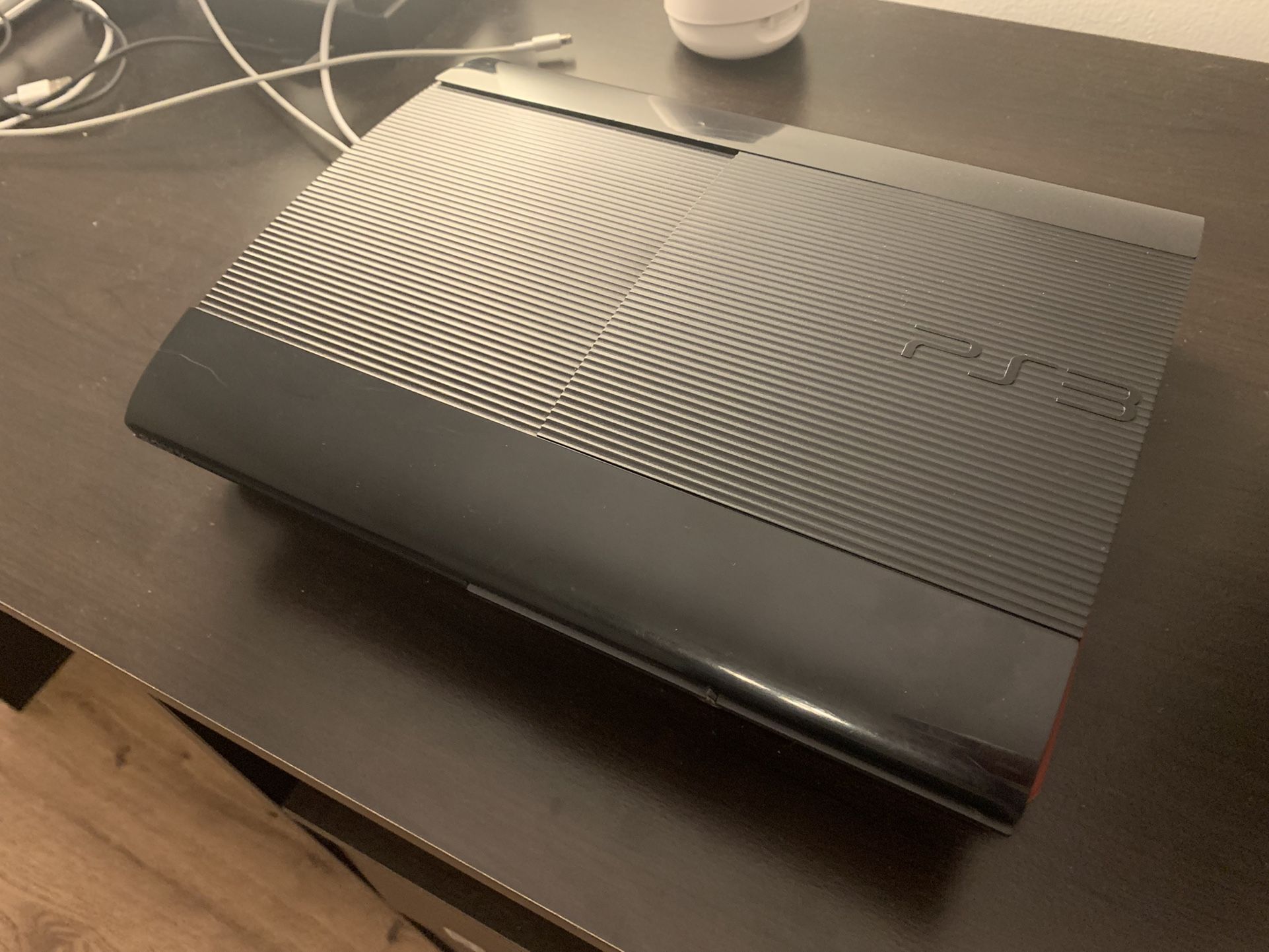 PlayStation 3 - SUPER SLIM