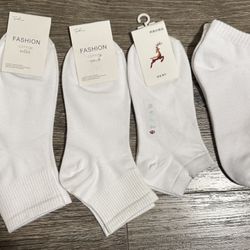 Set of 4 Women’s Socks