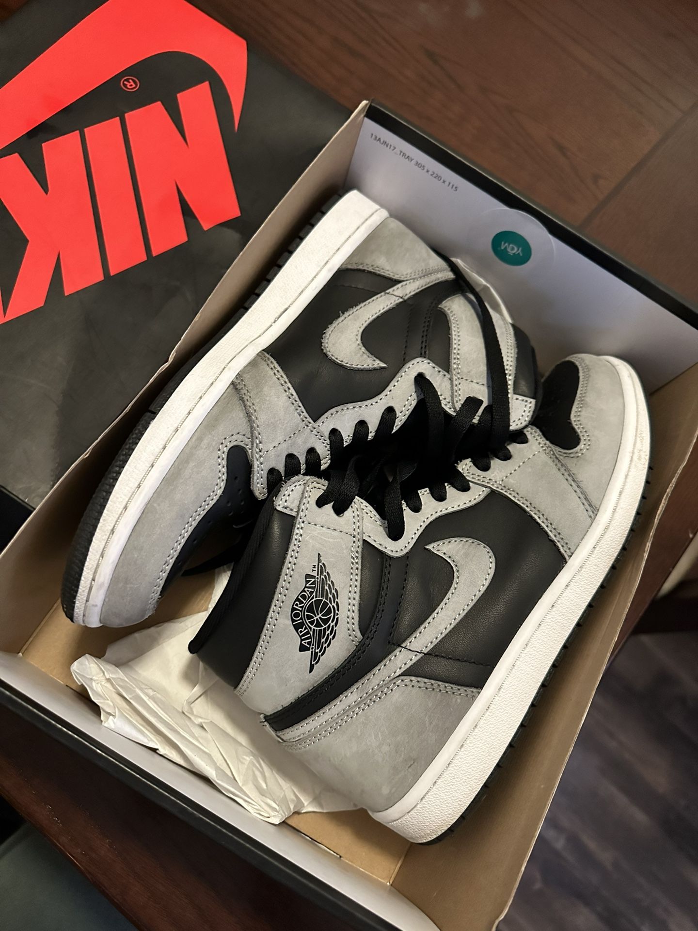 Air Jordan 1 Retro High OG Black Smoke Grey