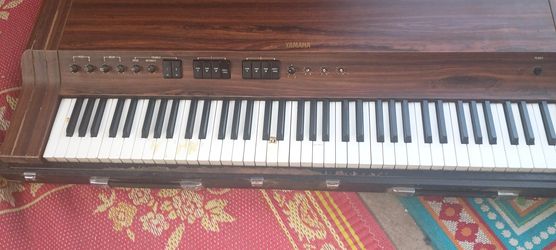 Yamaha CP-30