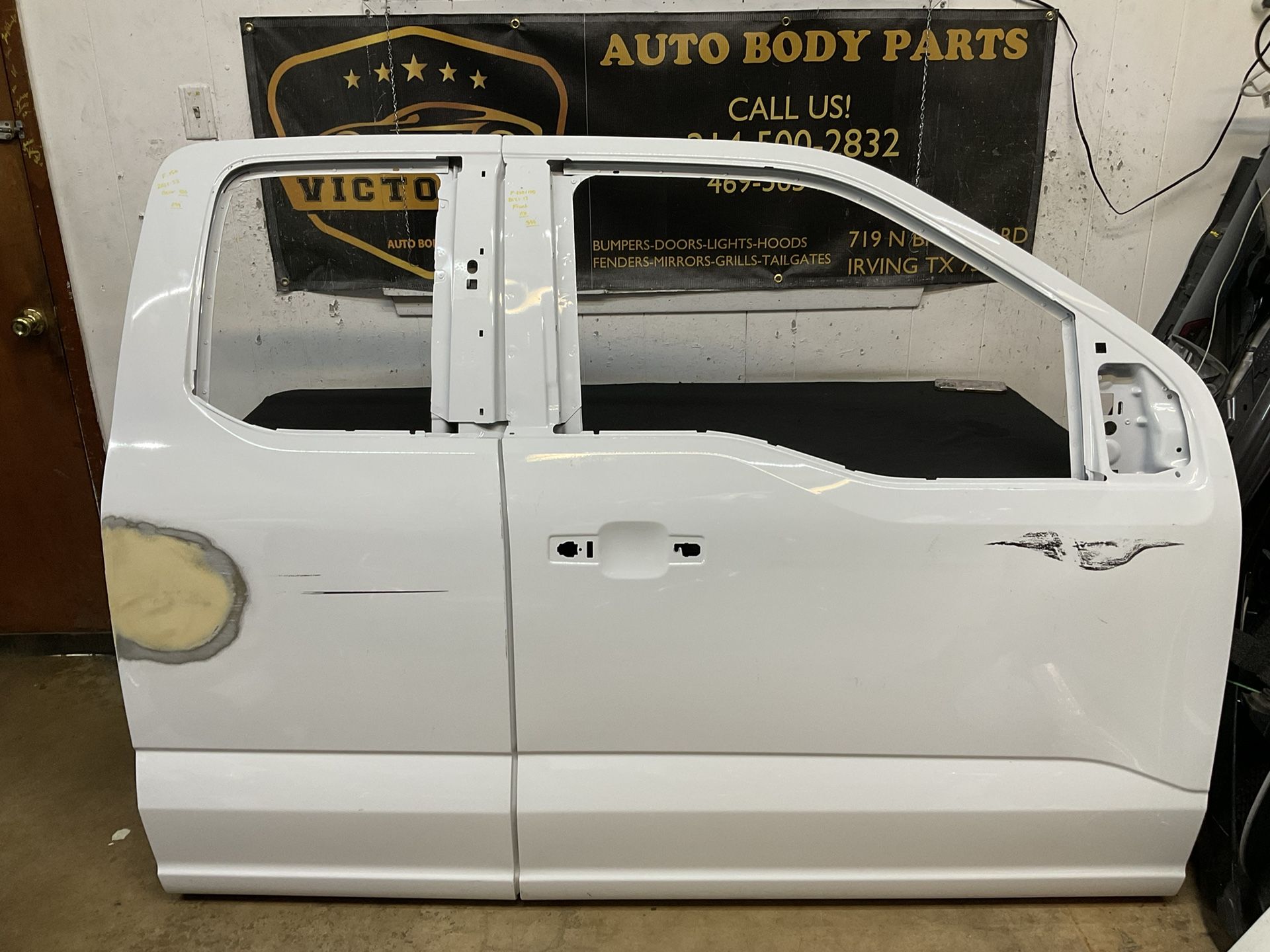 FORD F150 RH REAR AND FRONT DOOR SHELL 2021-2023 oem