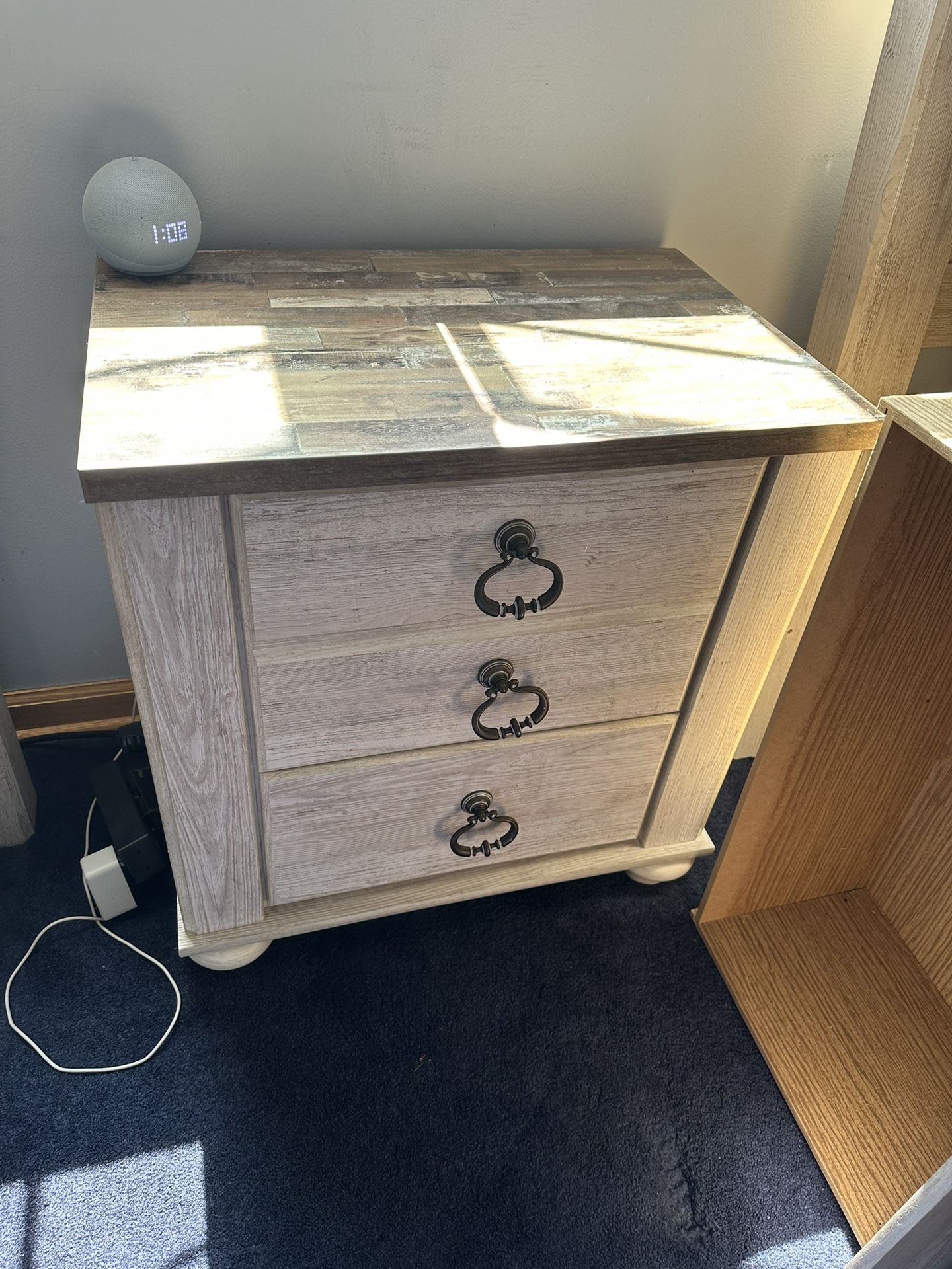 Raymour & Flanagan Collingswood Bedroom Set