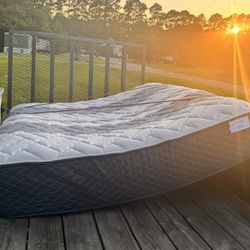 Kings Mattress 
