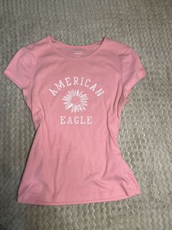 American Eagle Pink Shirt Size Medium