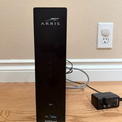 Arris SURFboard SBG7600AC2 Modem and Router