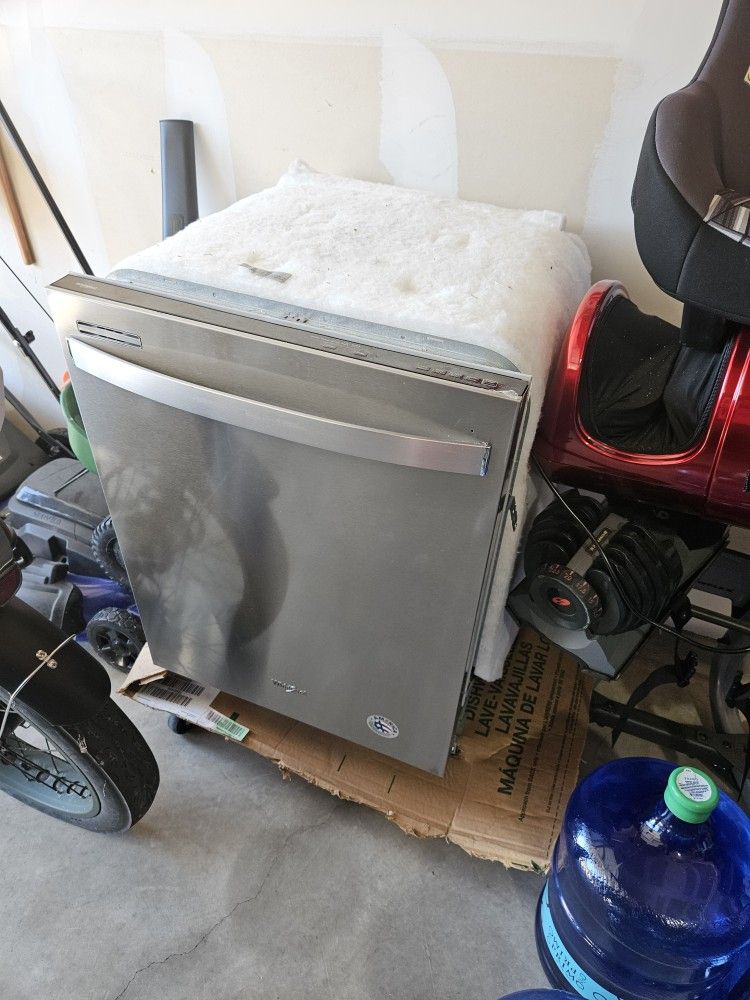 Whirlpool Dish Washer