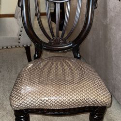Dining Chairs 