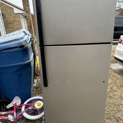 Fridge Works Perfectly 