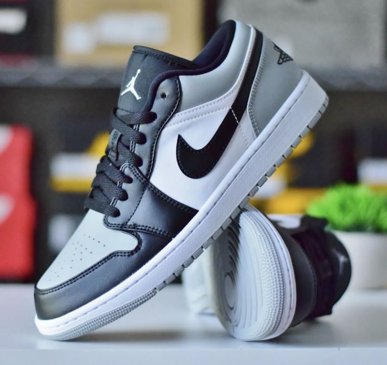 Nike Air Jordan 1 Low Shadow Toe Size11