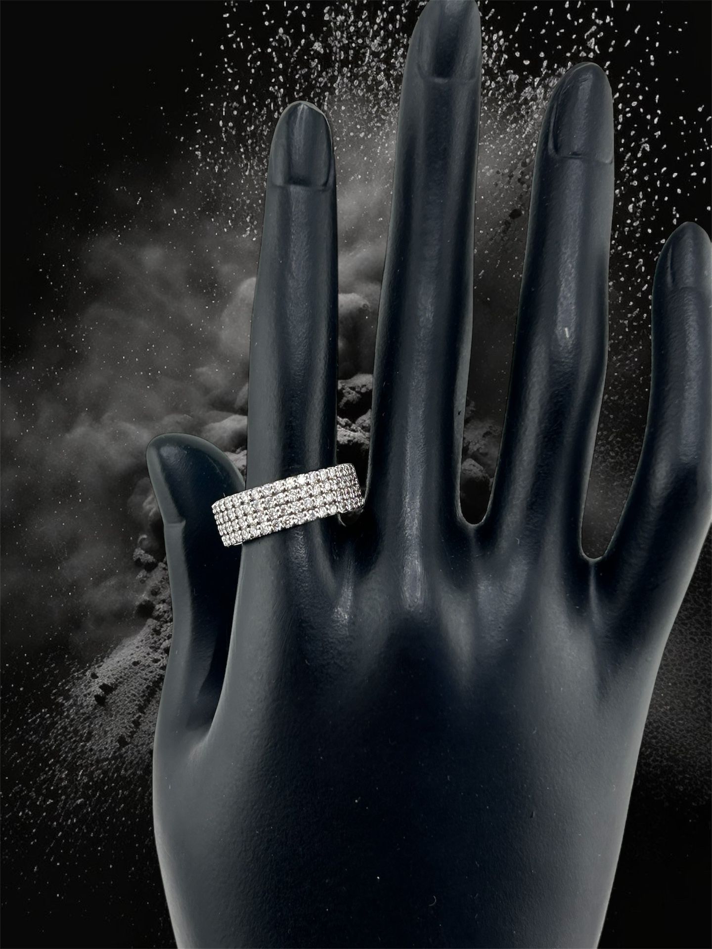 14k White Gold Ring With Diamond