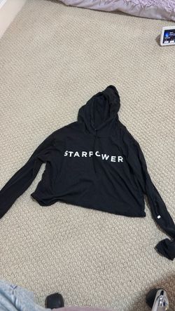 Cropped black star power shirt