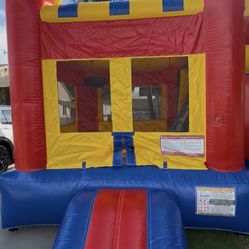 Bounce House With Slide Combo