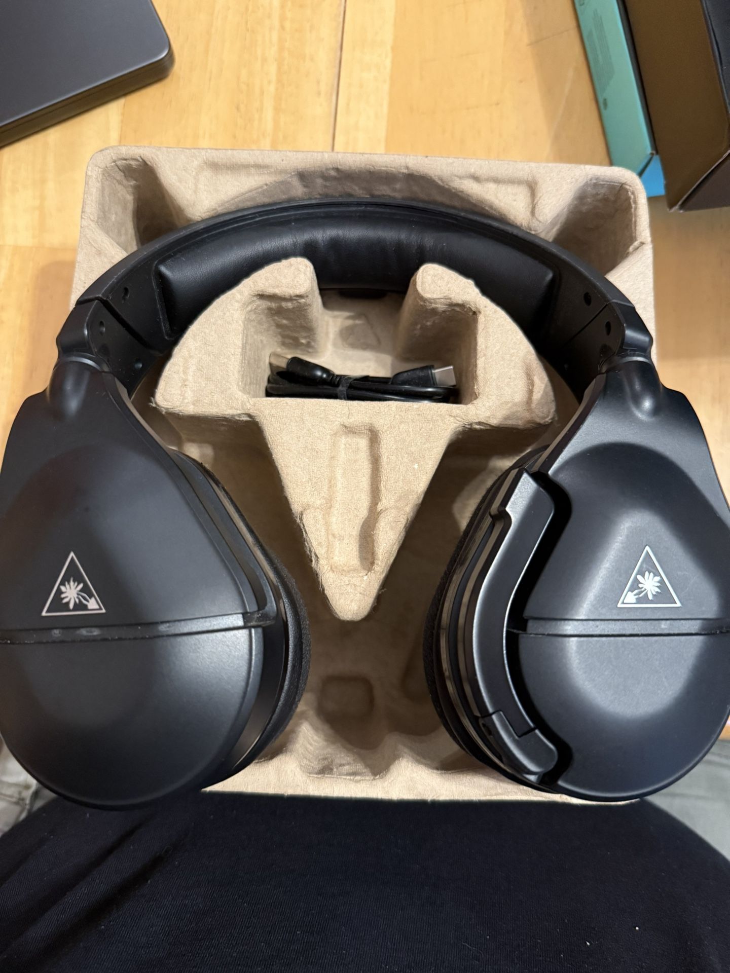 Turtle Beach Stealth 600 Gen 2 USB Wireless Amplified Gaming Headset For PS5, PS4, PS4 Pro, Nintendo Switch, PC & Mac