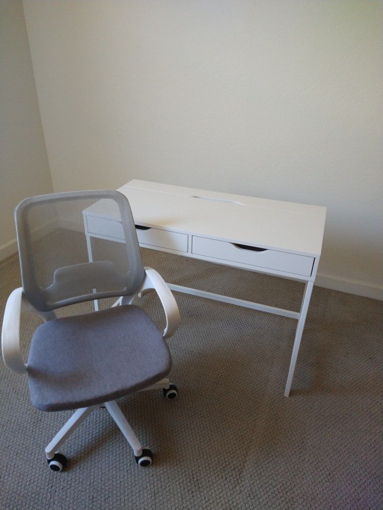 Desk With Office Chair