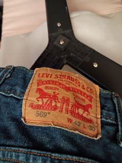 LEVIS, MENS, 42 X 30