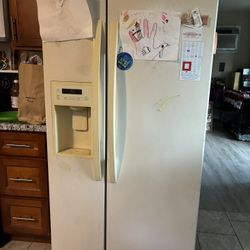 Kenmore Refrigerator 