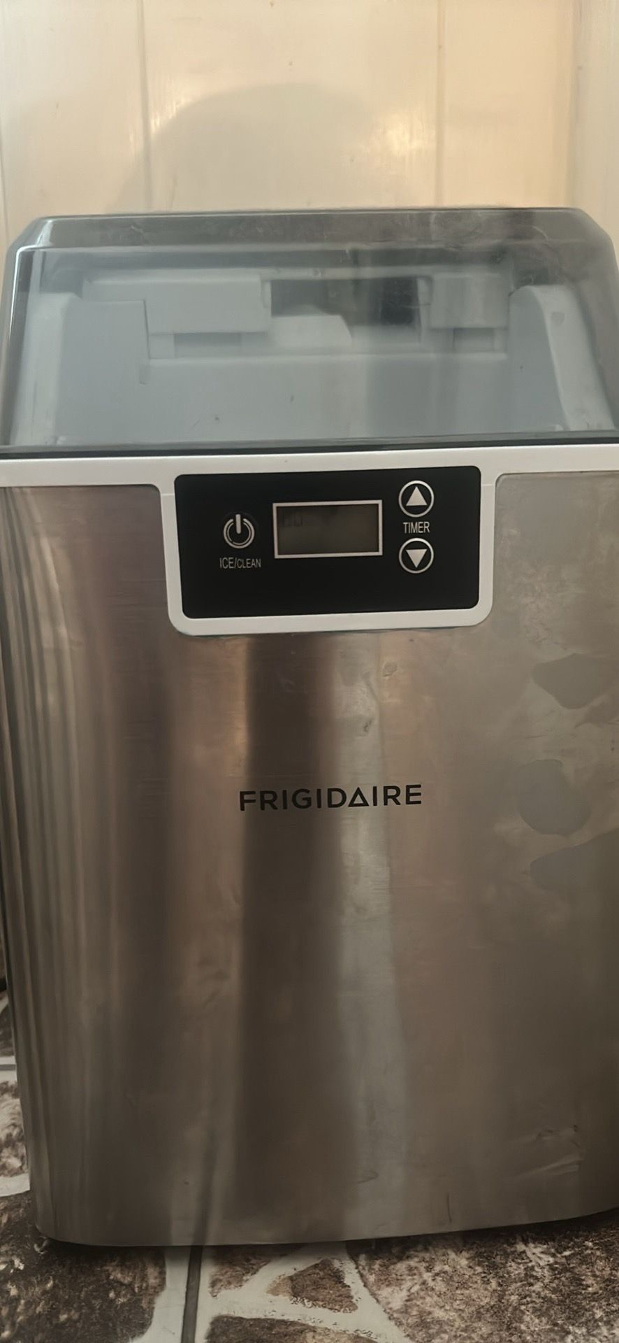 Frigidaire ice maker