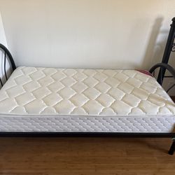 Twin Bed (mattress + Frame)