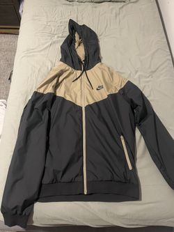 Nike Windbreaker Beige/Black