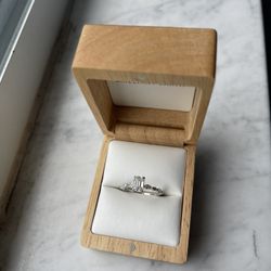 Wedding Engagement Ring