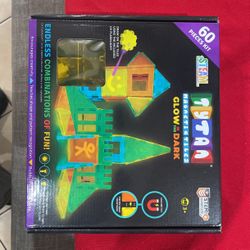 Tytan Magnetic Tiles Toy