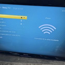 Hisense 32"Class HD Smart LED TV