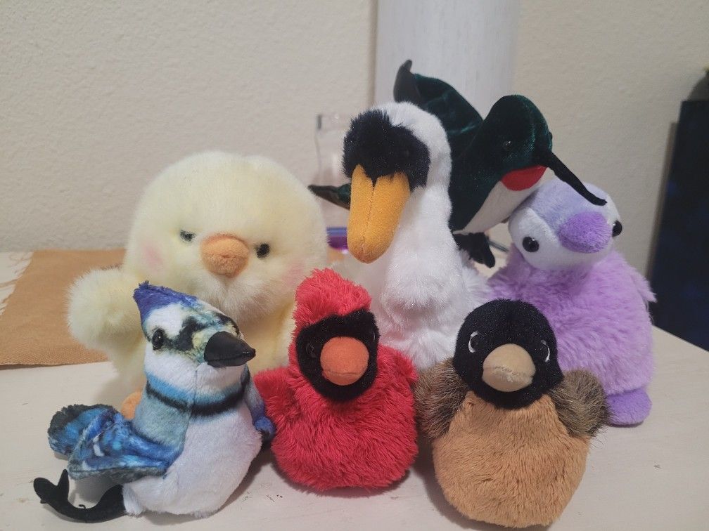 Stuffed Bird Toy And Puppet Collection Variety
