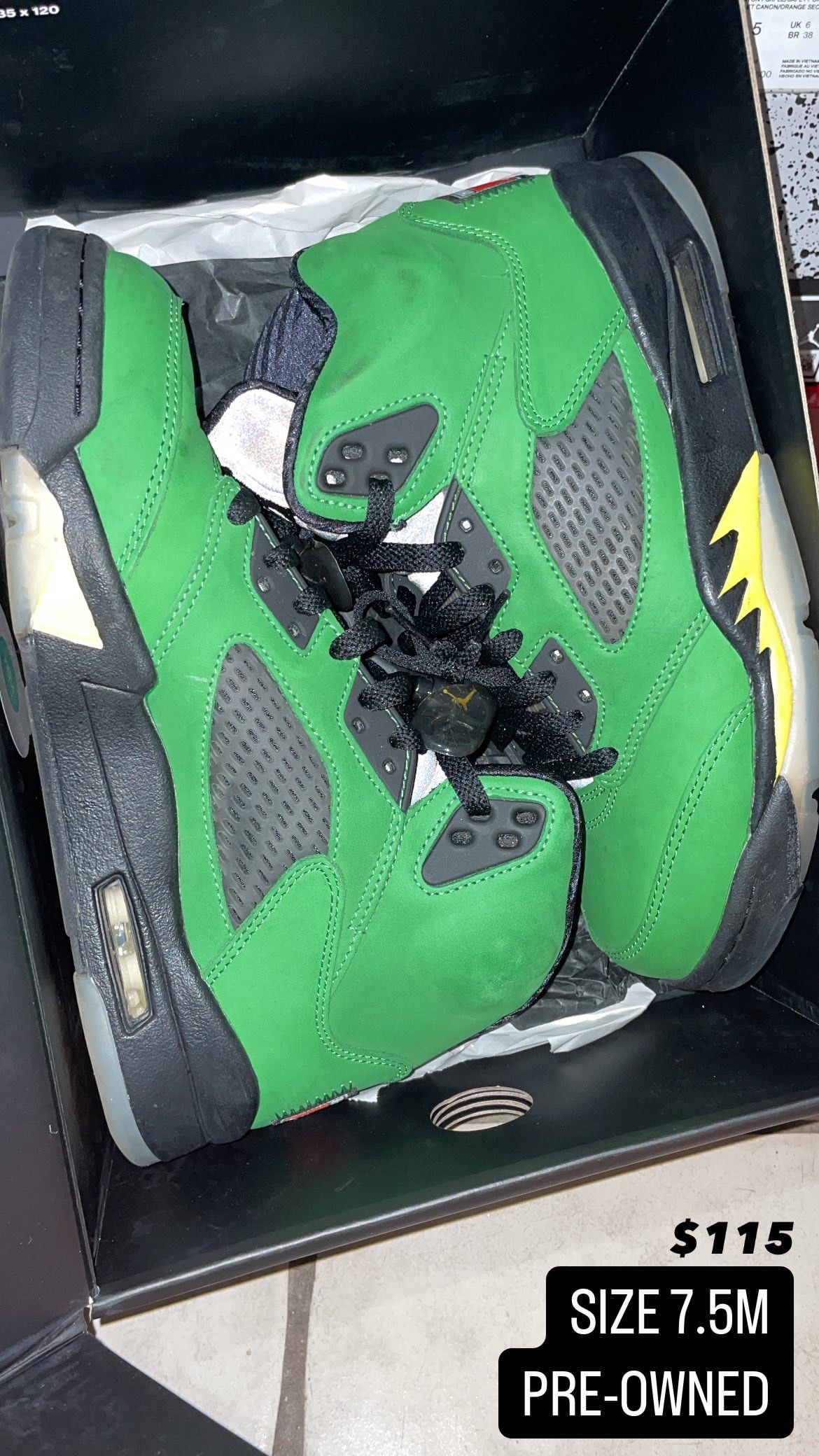 Air Jordan Retro 5 Oregon Size 7.5
