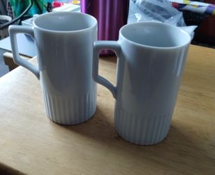                 (Vintage Mugs)