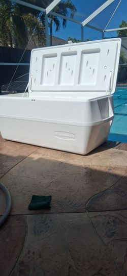 👍Marine 150qt Rubbermaid Cooler 44x19x19 Ice Chest Cold Box holds 250lb Boat pool deck Bow seat rv