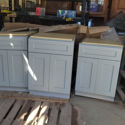 Shaker style base cabinets