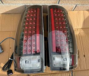 07-14 Tahoe Suburban Yukon Taillights Tail Lights Luces Traseras