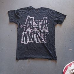 T Shirt ALTAMONT  15$ Obo
