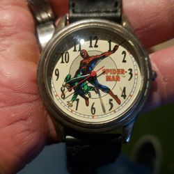 Fossil spider clearance man watch