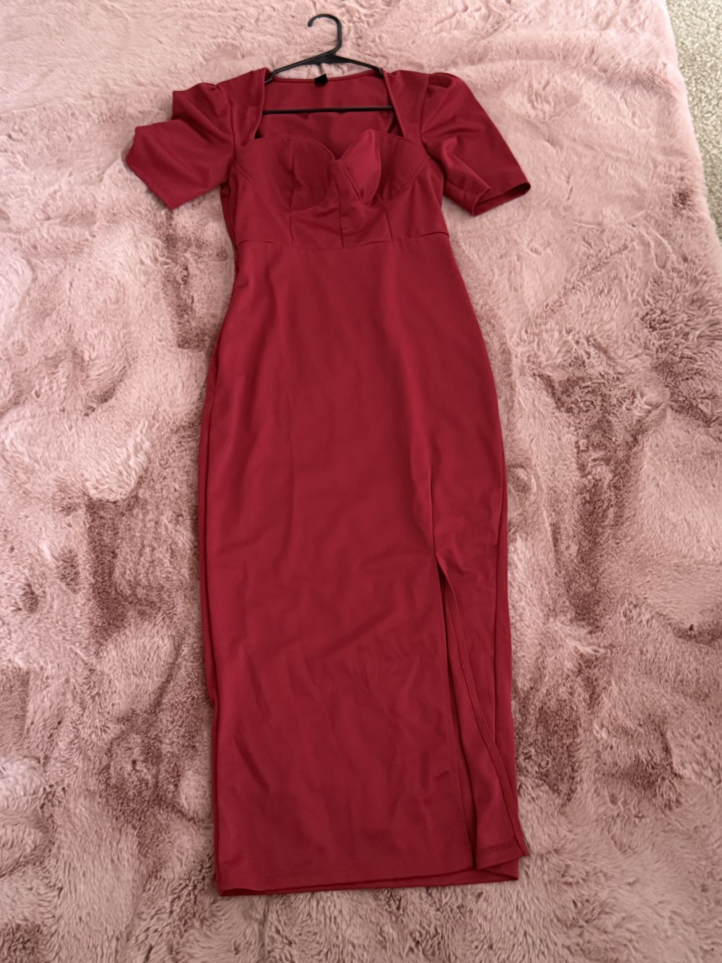 red dress size M