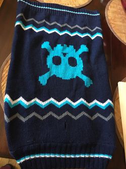 XXL sweater for dog new