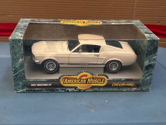 ERTL 1967 Mustang GT American Muscle 1:18 Die Cast