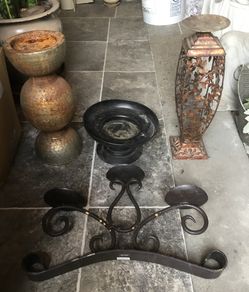 Home interiors decoration. Candeleros antiguos, $50 por todos, $15- si solo quiere uno.