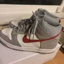 Nike Dunk High Top Women’s Size 7