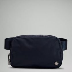Brand New Lulu Lemon Everywhere Belt Bag Black