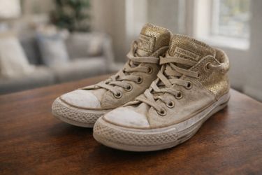 Converse Chuck Taylor All Star Madison Mid-Top – Women’s 8