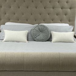 King Size Bed with Mattress 